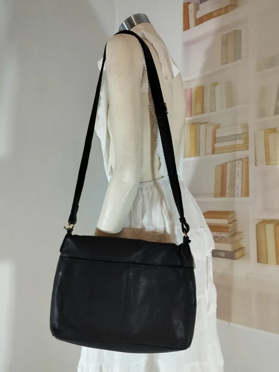 margot Black Leather Shoulder Bag with Gold Accents - Picture 2 of 6